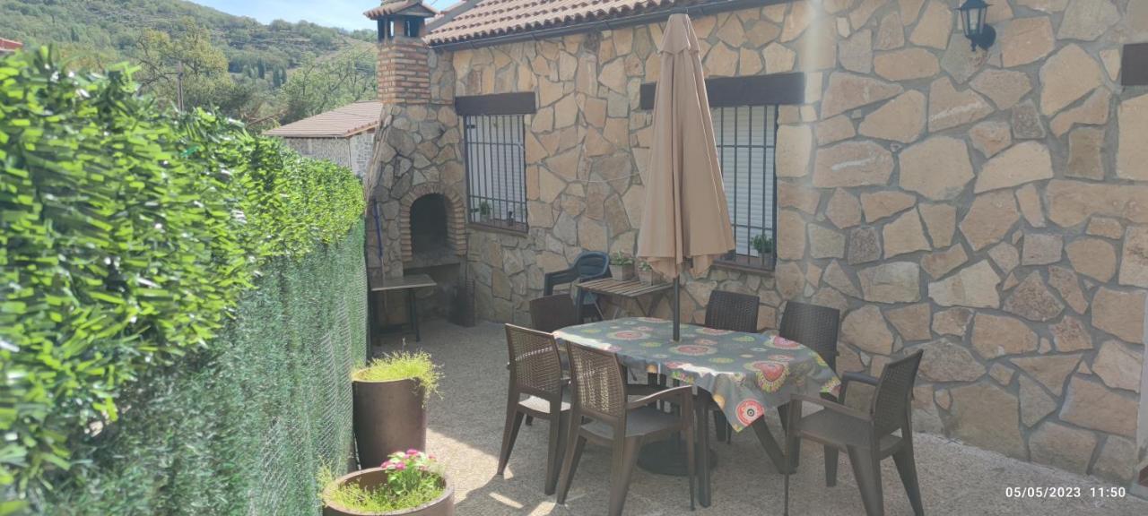 La Pasailla De Gredos Guest House Navacepeda de Tormes Eksteriør bilde
